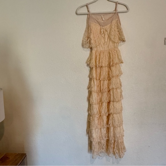 RAGA Woman's Lace Tiered Maxi Dress Size S - Picture 8 of 12